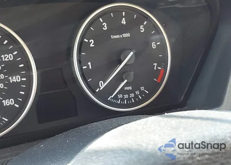 2009 BMW X5 xDrive30I z USA, uszkodzony, nr VIN 5UXFE43529L262395